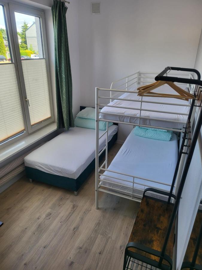 Rooms4Rest Wiertnicza - Private Rooms For Tourists - Atr Consulting Sp, Z O,O, Warschau Buitenkant foto