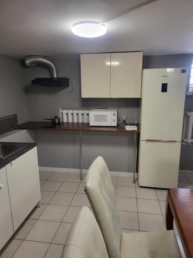 Rooms4Rest Wiertnicza - Private Rooms For Tourists - Atr Consulting Sp, Z O,O, Warschau Buitenkant foto