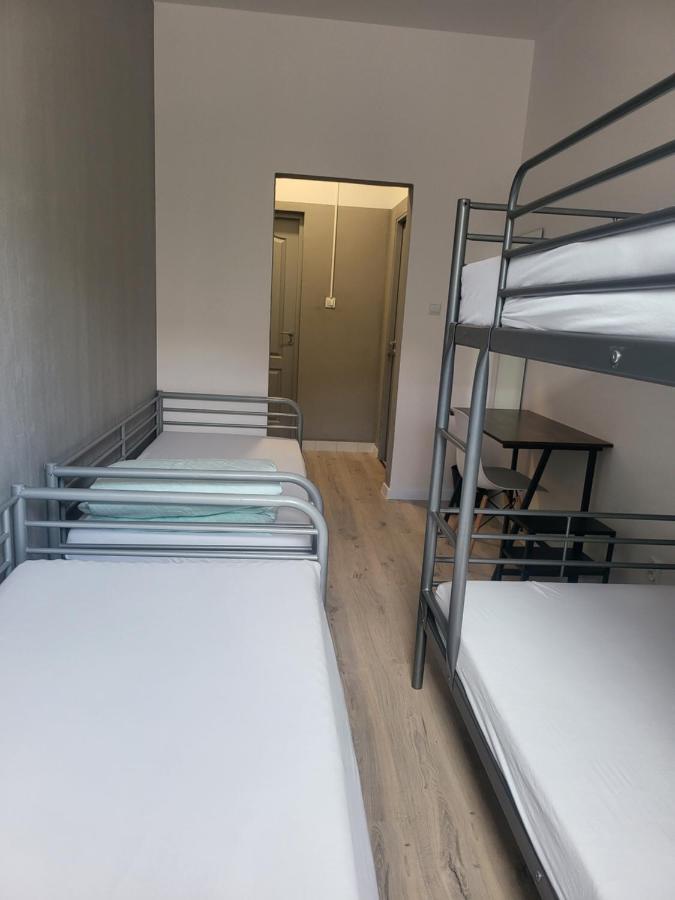 Rooms4Rest Wiertnicza - Private Rooms For Tourists - Atr Consulting Sp, Z O,O, Warschau Buitenkant foto